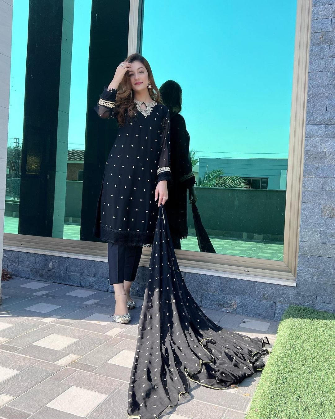 LA BLACK CHIFFON 3PC SUIT