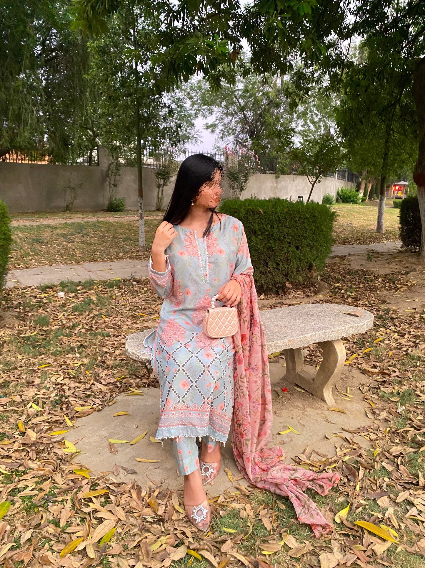 Swiss Lawn 3pc Suits Chiffon Dupatta