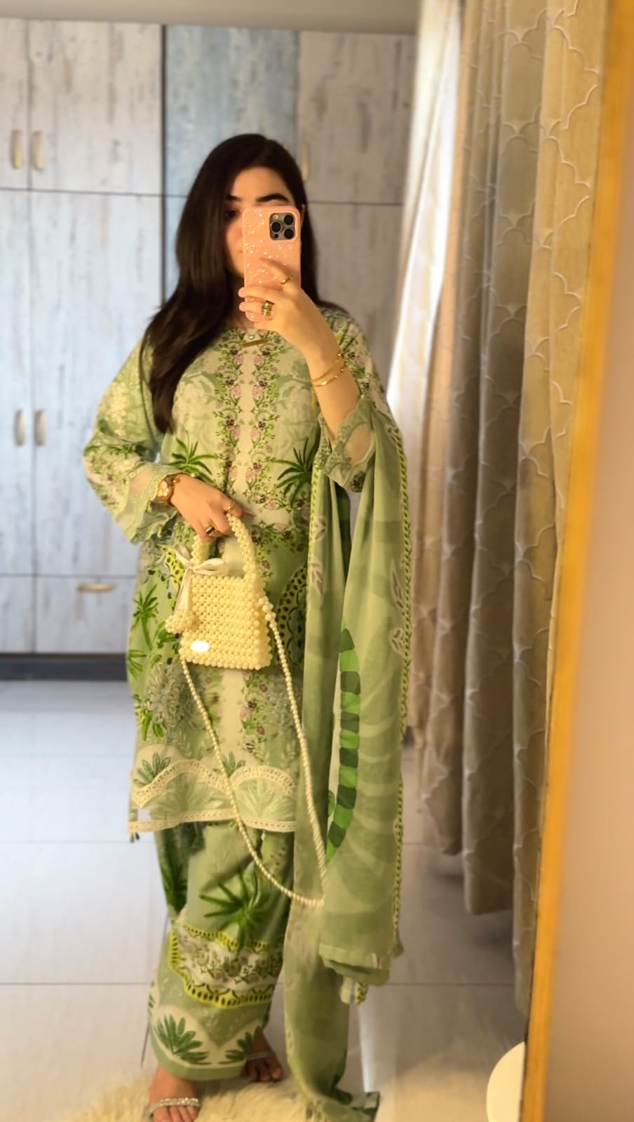 Green - lawn shirt and trouser chiffon dupatta Printed 3pcs Suit