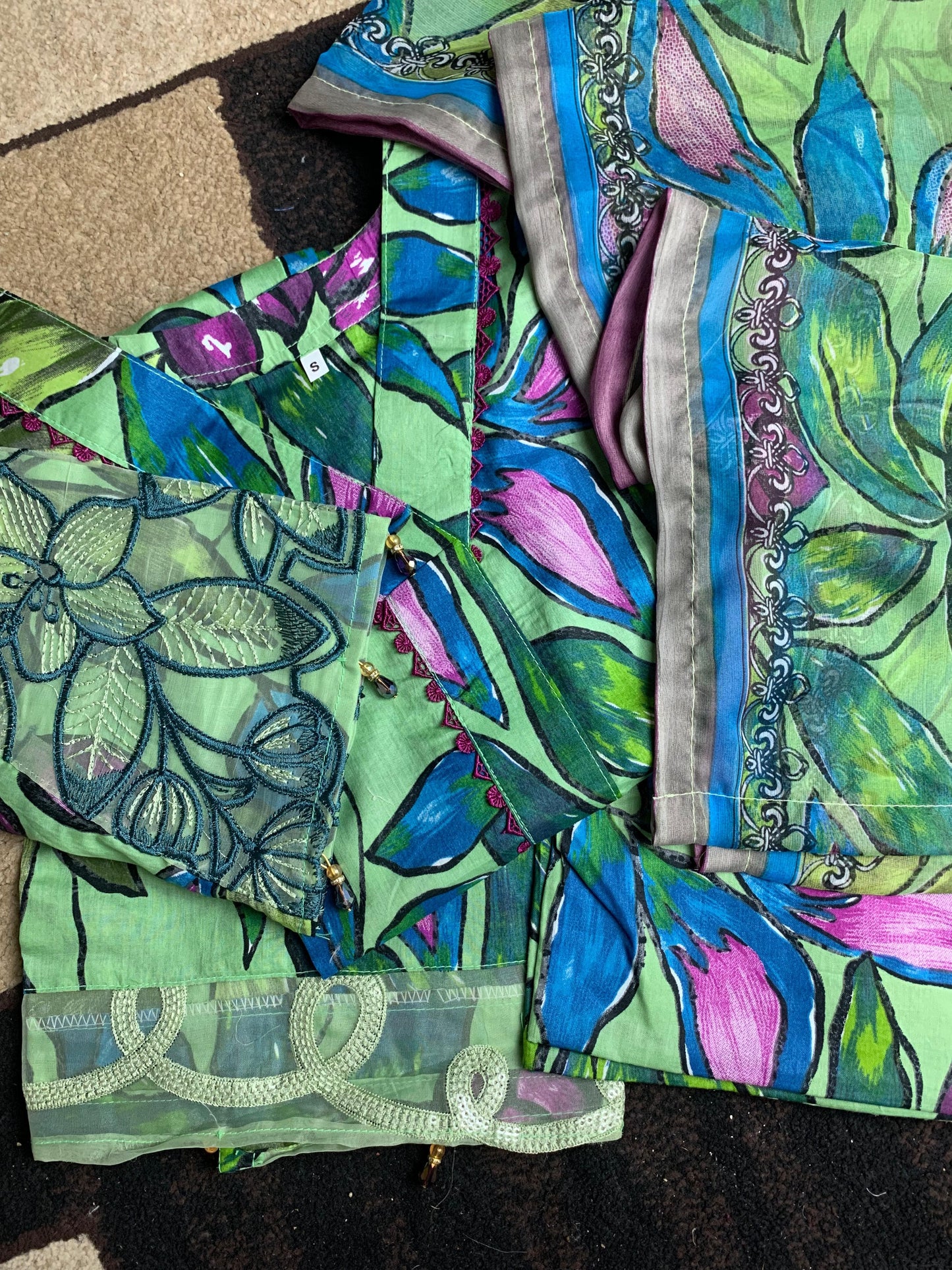 Green- Farachi Lawn 3- Piece Suit