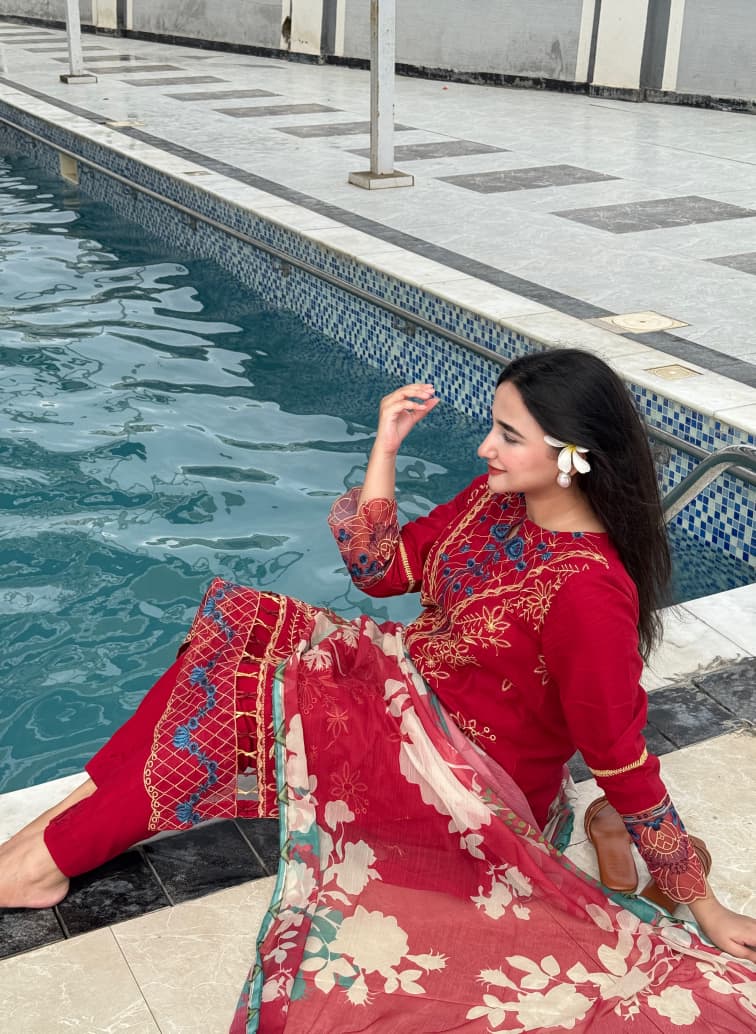 Fully Embroidered & Cut Work Cotton Lawn 3pc Suit ( RED )