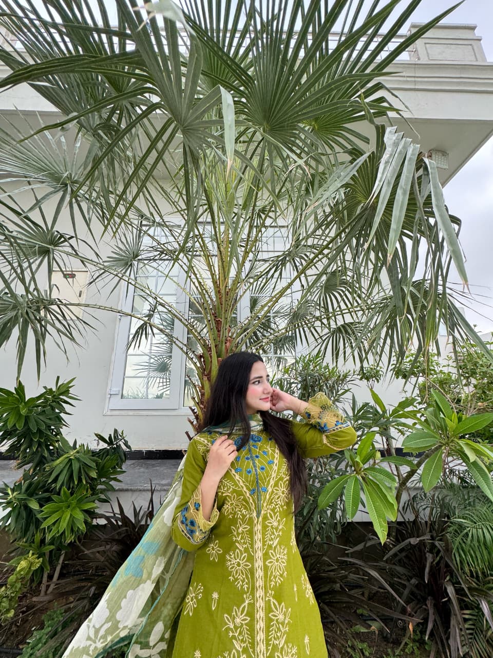 Fully Embroidered & Cut Work Cotton Lawn 3pc Suit ( GREEN )